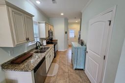 711 Shell Creek Circle photo 4