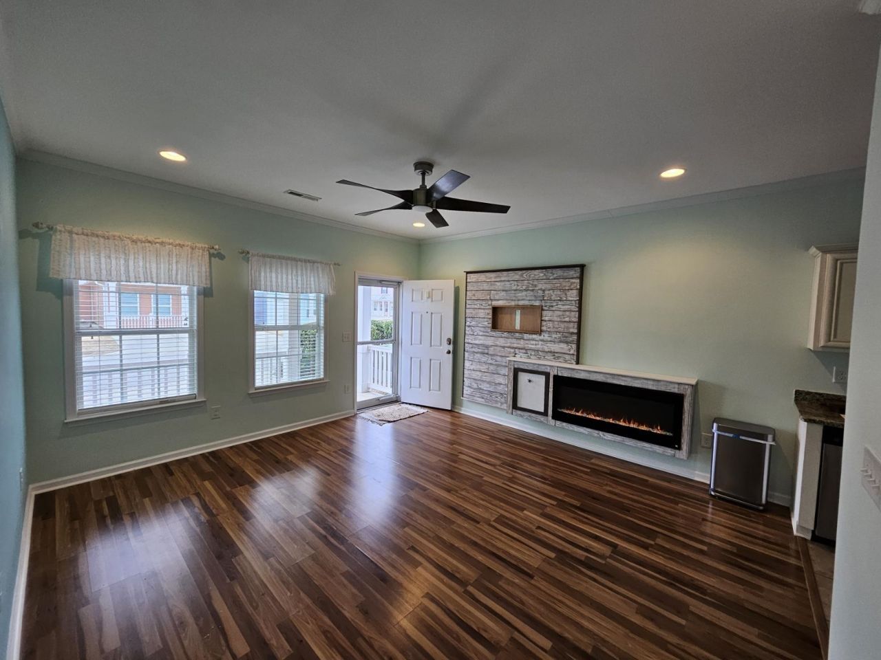 711 Shell Creek Circle Photo 4