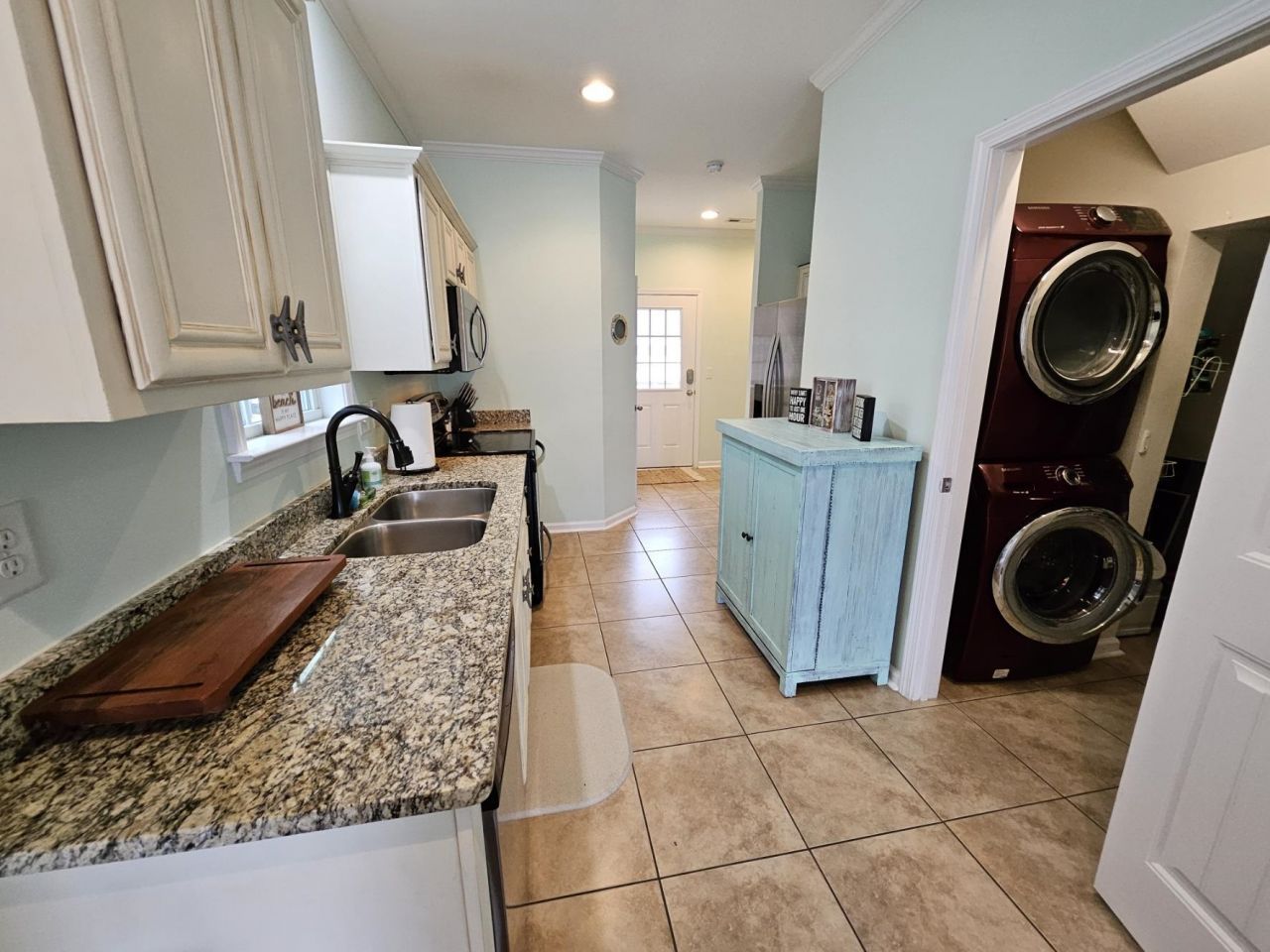 711 Shell Creek Circle Photo 5