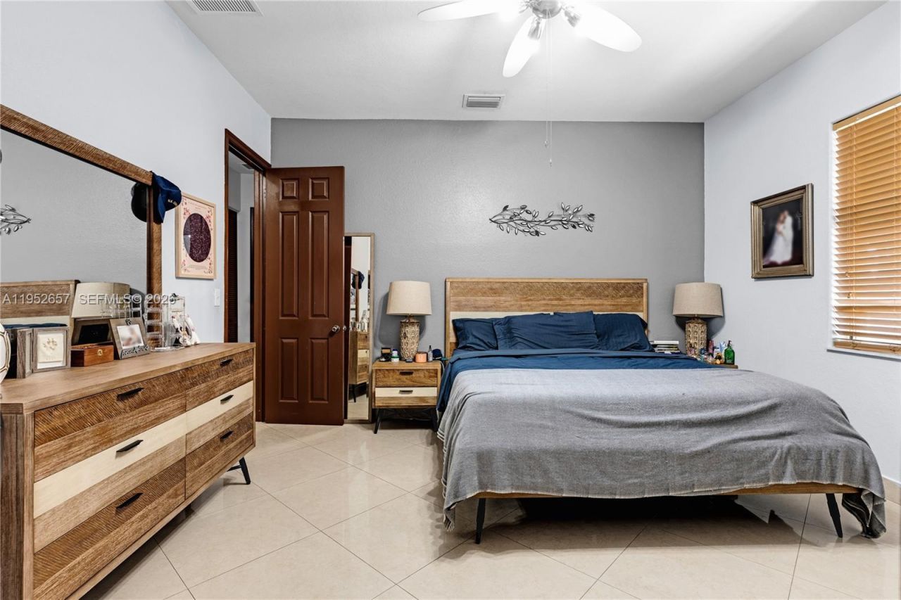 12969 SW 220th Ter , Miami, FL 33170 Photo