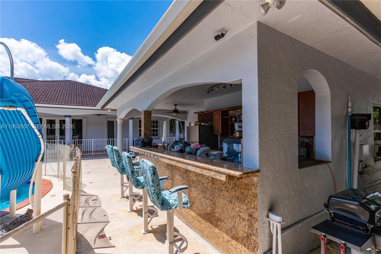 12969 SW 220th Ter , Miami, FL 33170 Photo