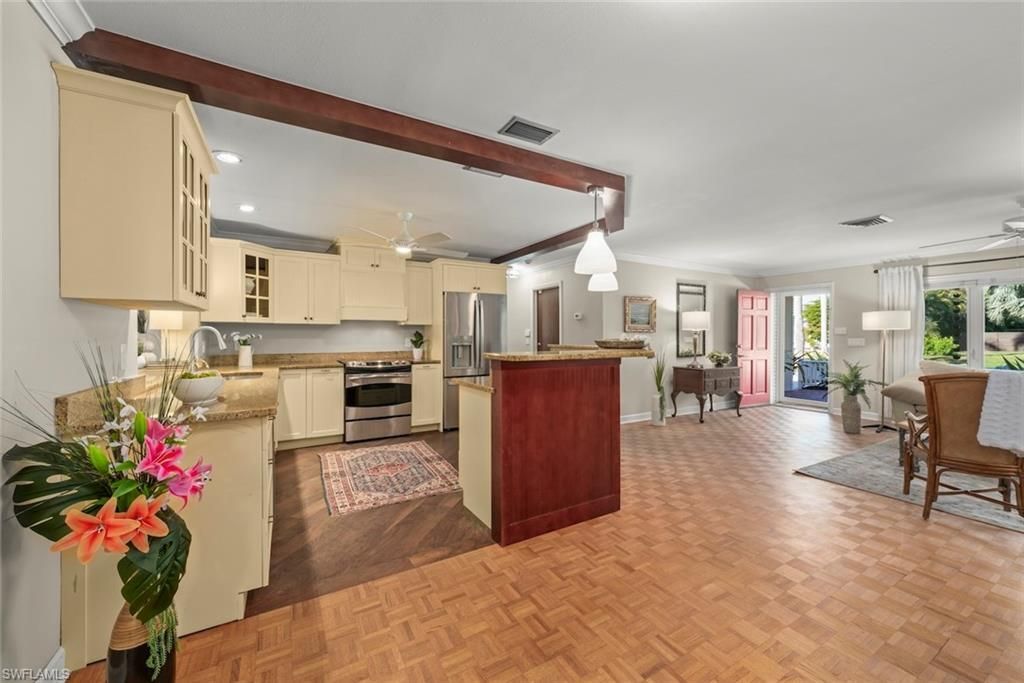 3325 Avocado Dr, Fort Myers, FL 33901 Photo