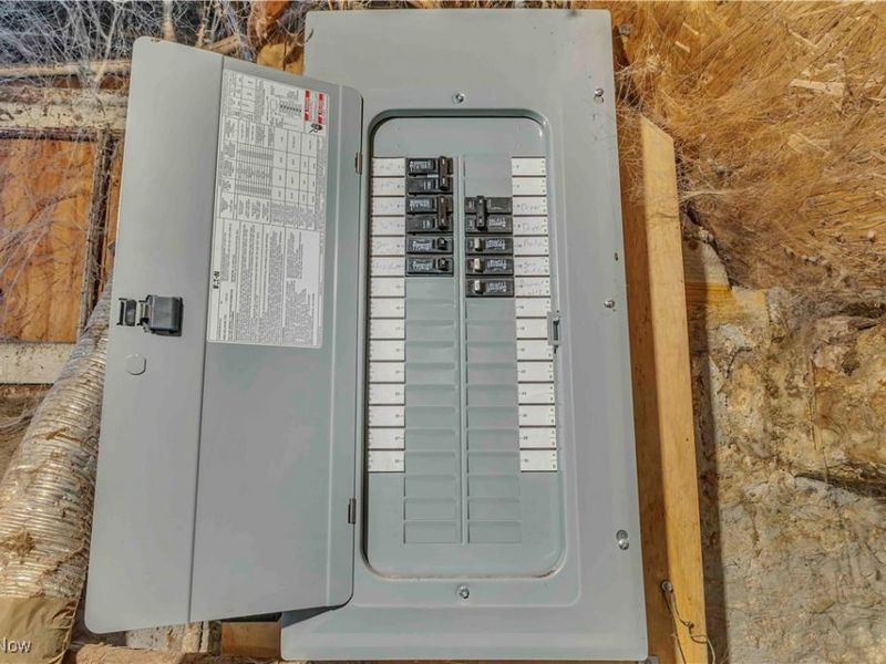 9407 Detroit Avenue, Unit 2, Cleveland, OH 44102 Photo 23