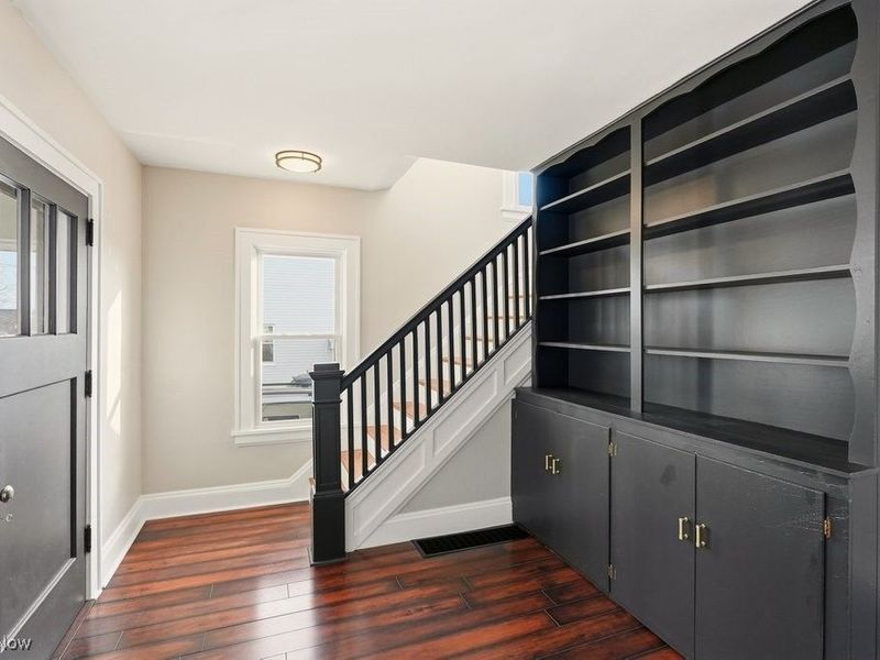 7128 Marcelline Court, Cuyahoga Heights, OH 44125 Photo 12