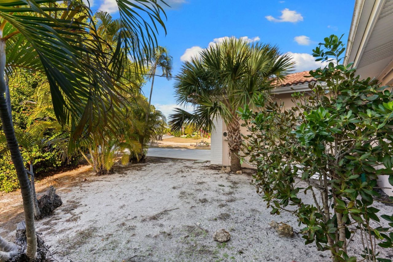 1812 Ibis Ln, Sanibel, FL 33957 Photo