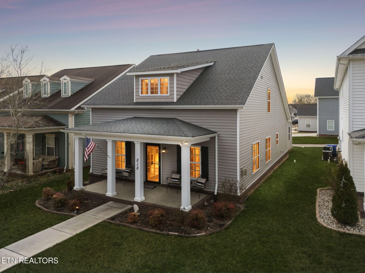 515 Broadberry Ave, Oak Ridge, TN 37830 Main Photo