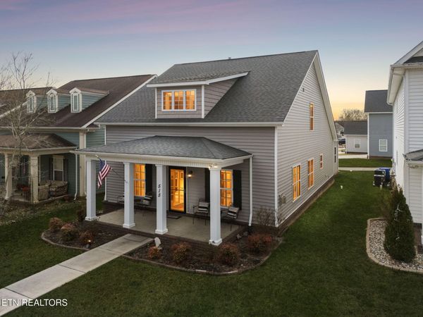 515 Broadberry Ave, Oak Ridge, TN 37830