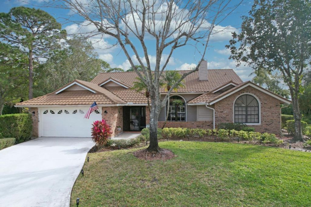 1118 SW Forest Hill Cove, Port Saint Lucie, FL 34986 Photo