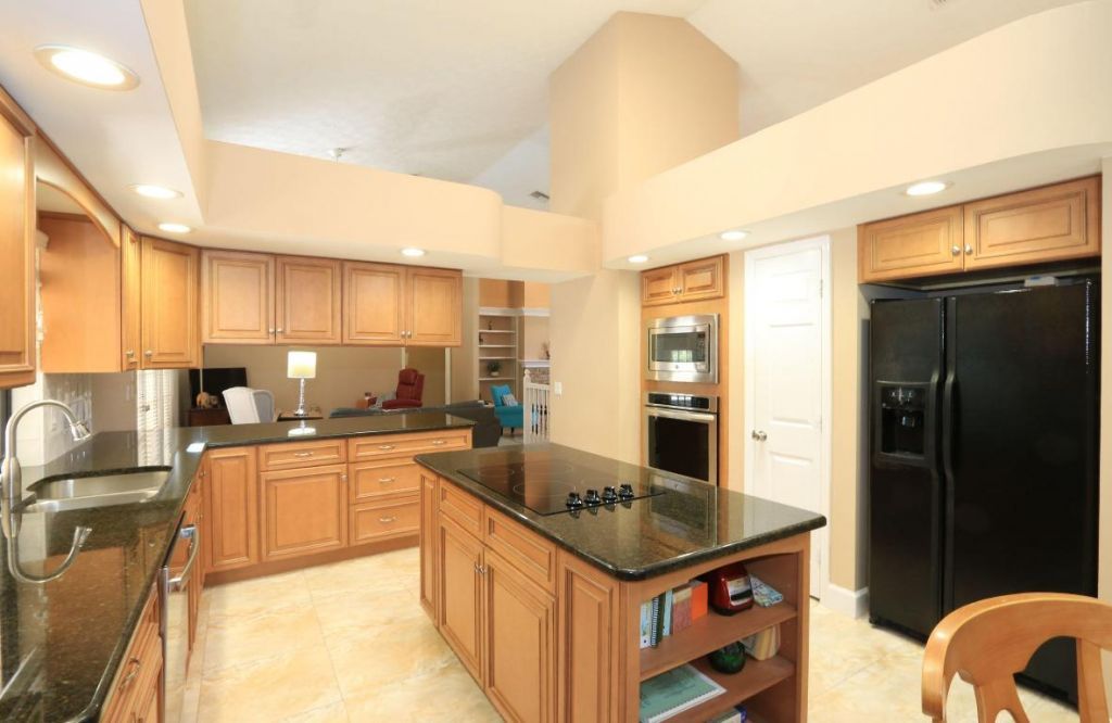 1118 SW Forest Hill Cove, Port Saint Lucie, FL 34986 Photo