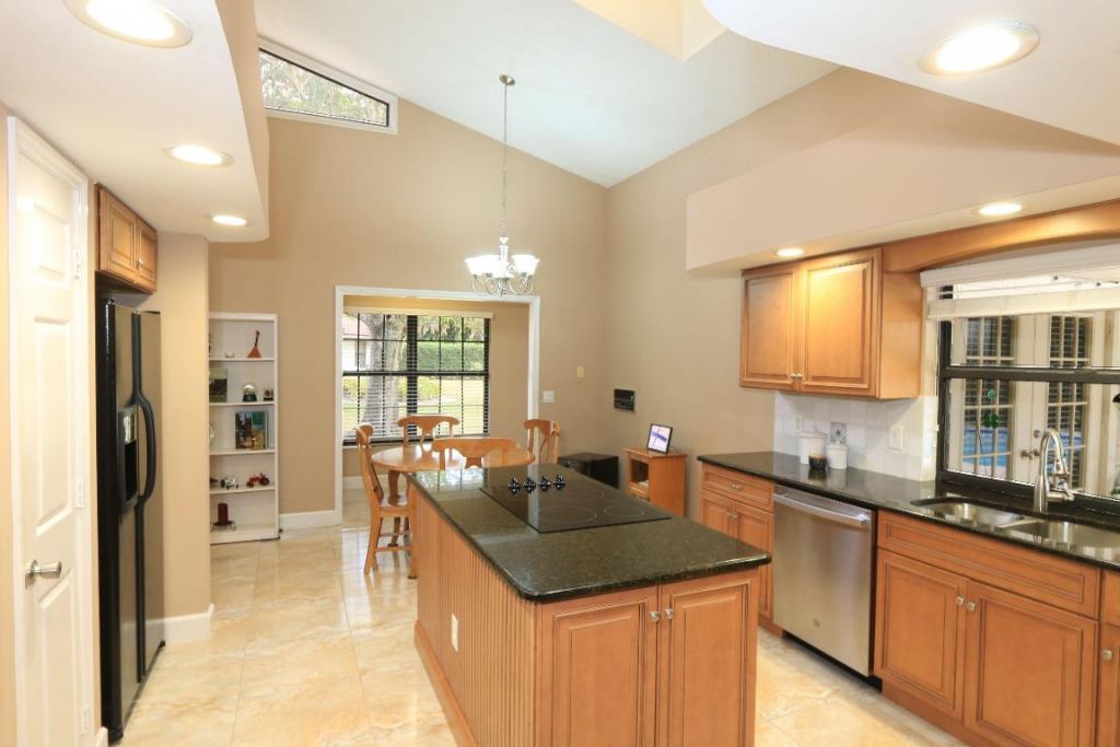 1118 SW Forest Hill Cove, Port Saint Lucie, FL 34986 Photo