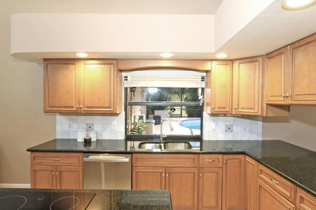 1118 SW Forest Hill Cove, Port Saint Lucie, FL 34986 Photo