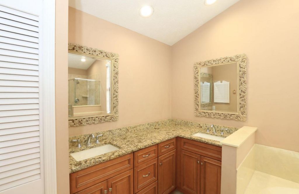 1118 SW Forest Hill Cove, Port Saint Lucie, FL 34986 Photo