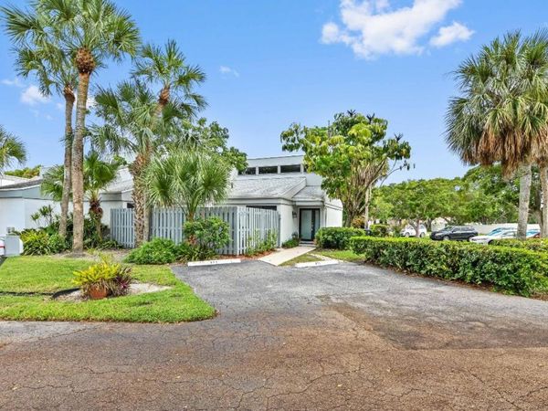 271 NW 15th Street, Boca Raton, FL 33432