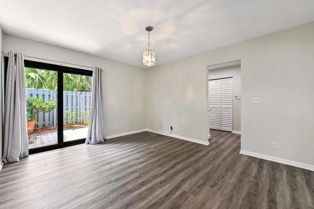 271 NW 15th Street, Boca Raton, FL 33432 Photo