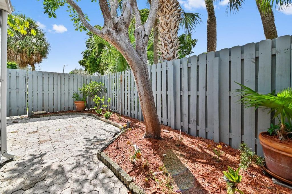 271 NW 15th Street, Boca Raton, FL 33432 Photo