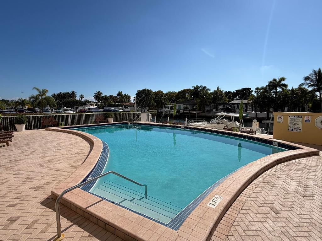 2000 NE 135th Street, Unit Ph, North Miami, FL 33181 Photo