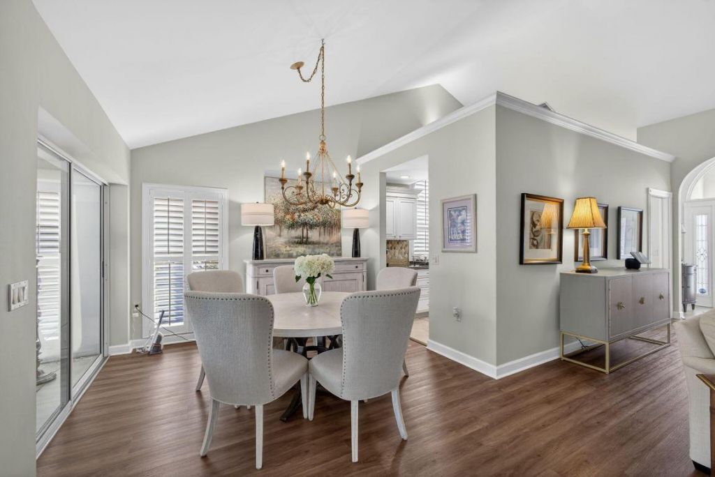 2386 Saratoga Bay Drive, West Palm Beach, FL 33409 Photo