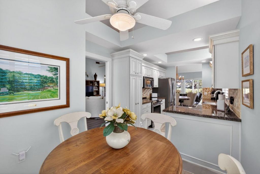 2386 Saratoga Bay Drive, West Palm Beach, FL 33409 Photo