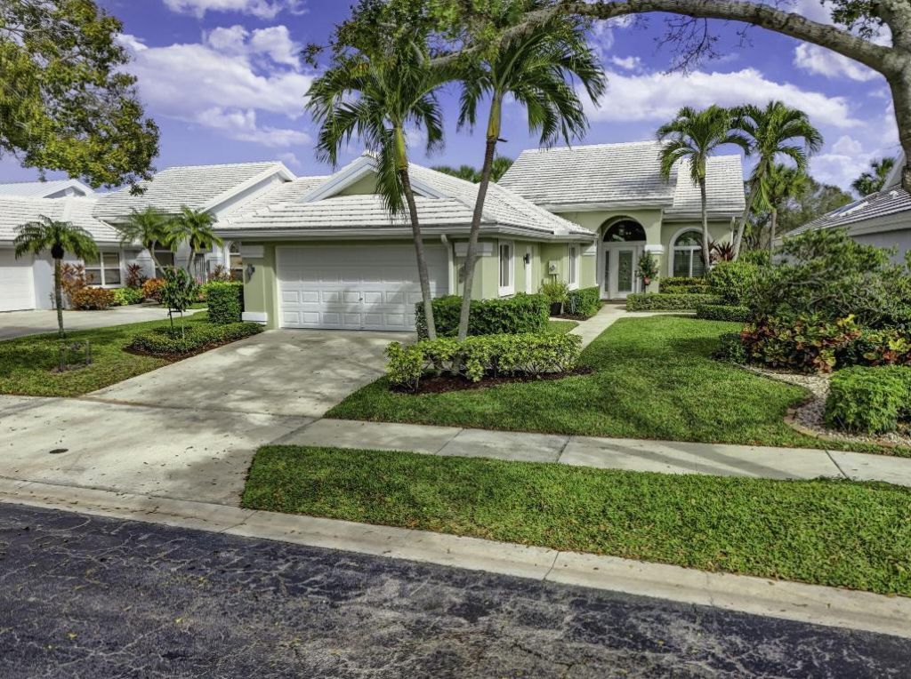 2386 Saratoga Bay Drive, West Palm Beach, FL 33409 Photo