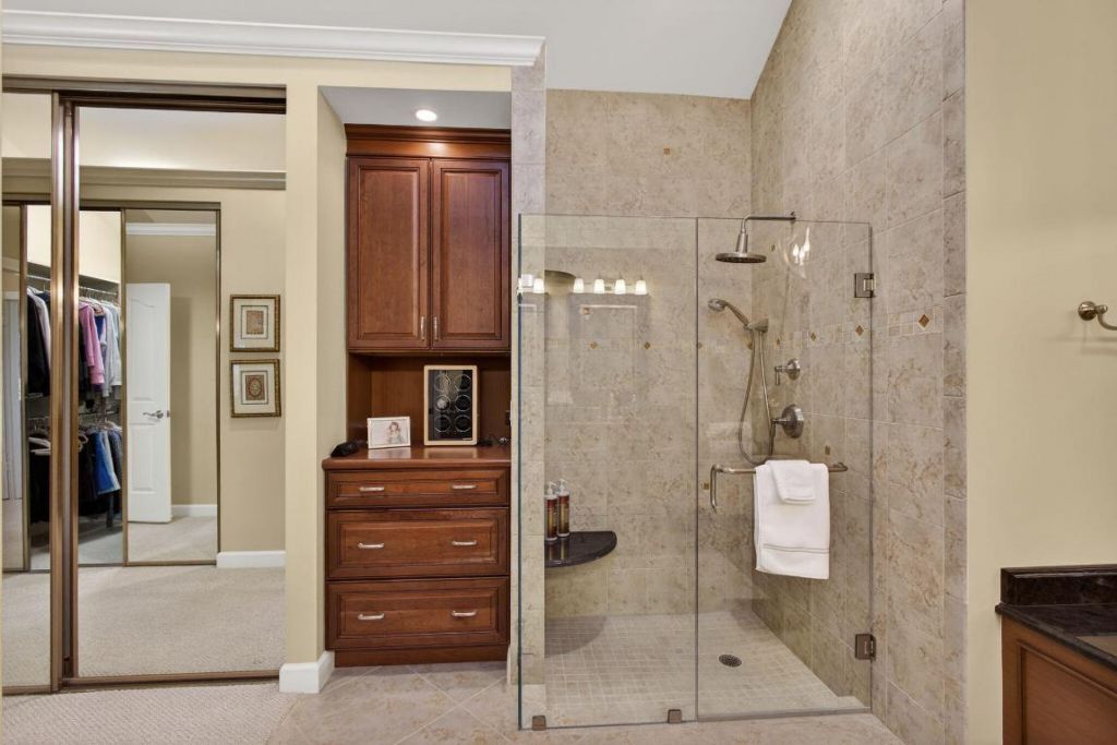 2386 Saratoga Bay Drive, West Palm Beach, FL 33409 Photo