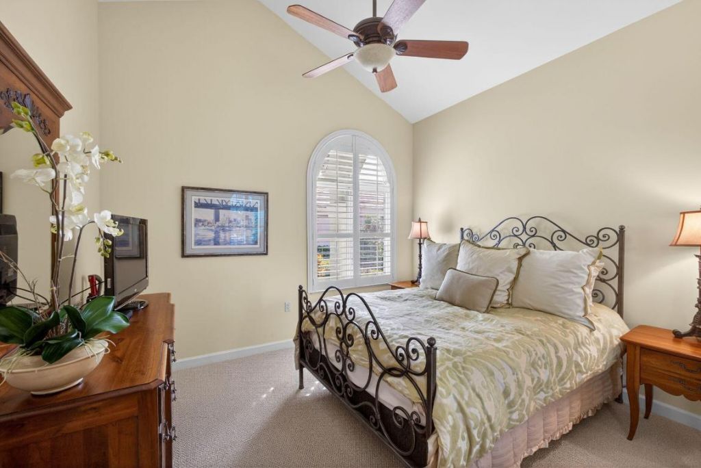 2386 Saratoga Bay Drive, West Palm Beach, FL 33409 Photo