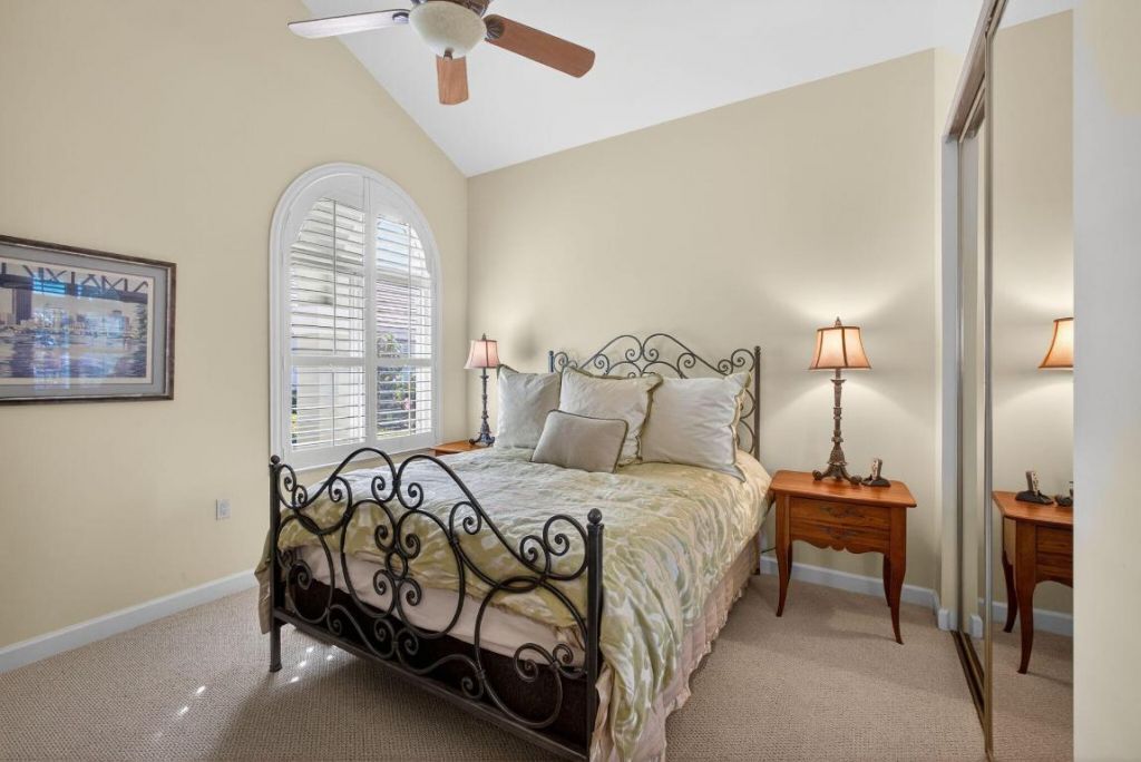 2386 Saratoga Bay Drive, West Palm Beach, FL 33409 Photo