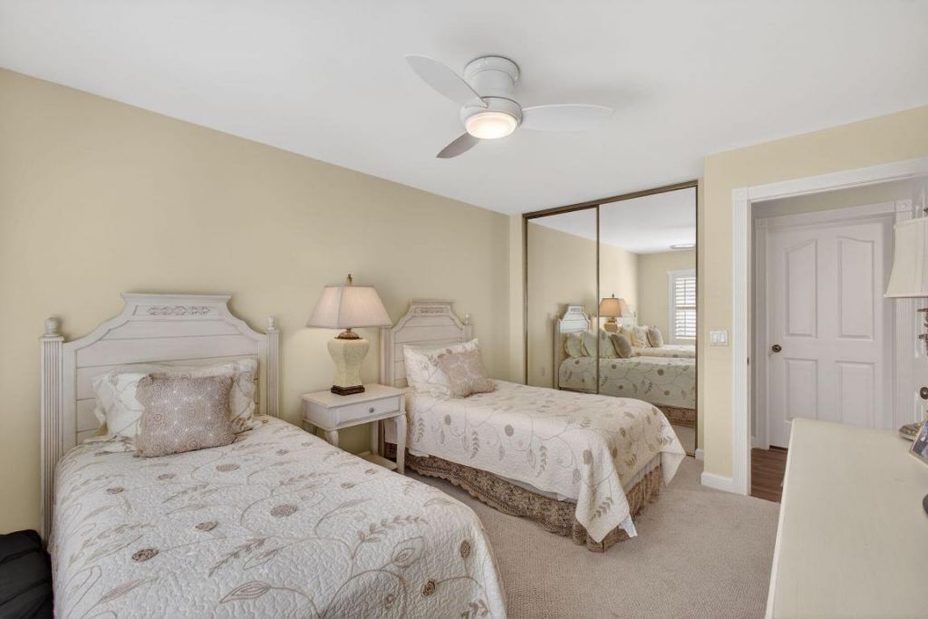 2386 Saratoga Bay Drive, West Palm Beach, FL 33409 Photo