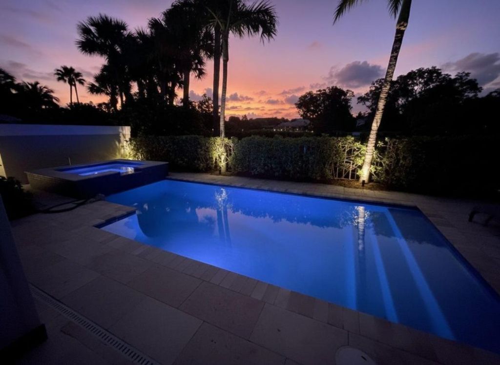 2386 Saratoga Bay Drive, West Palm Beach, FL 33409 Photo