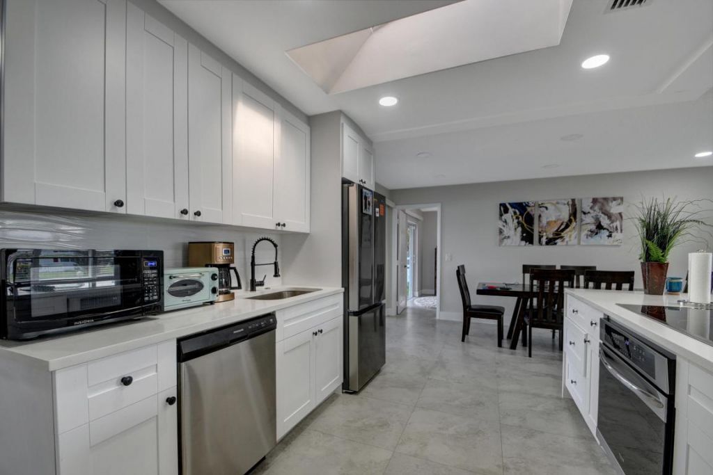 716 SW 18th Street, Boynton Beach, FL 33426 Photo