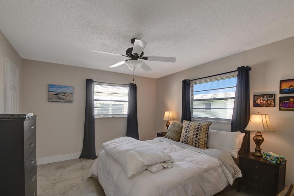 716 SW 18th Street, Boynton Beach, FL 33426 Photo