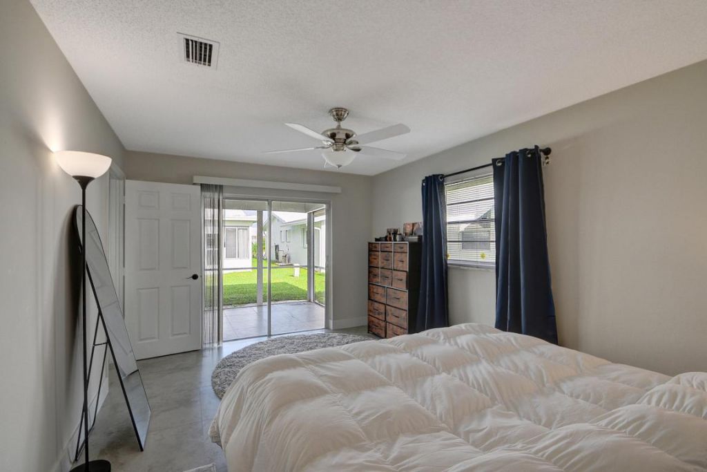 716 SW 18th Street, Boynton Beach, FL 33426 Photo