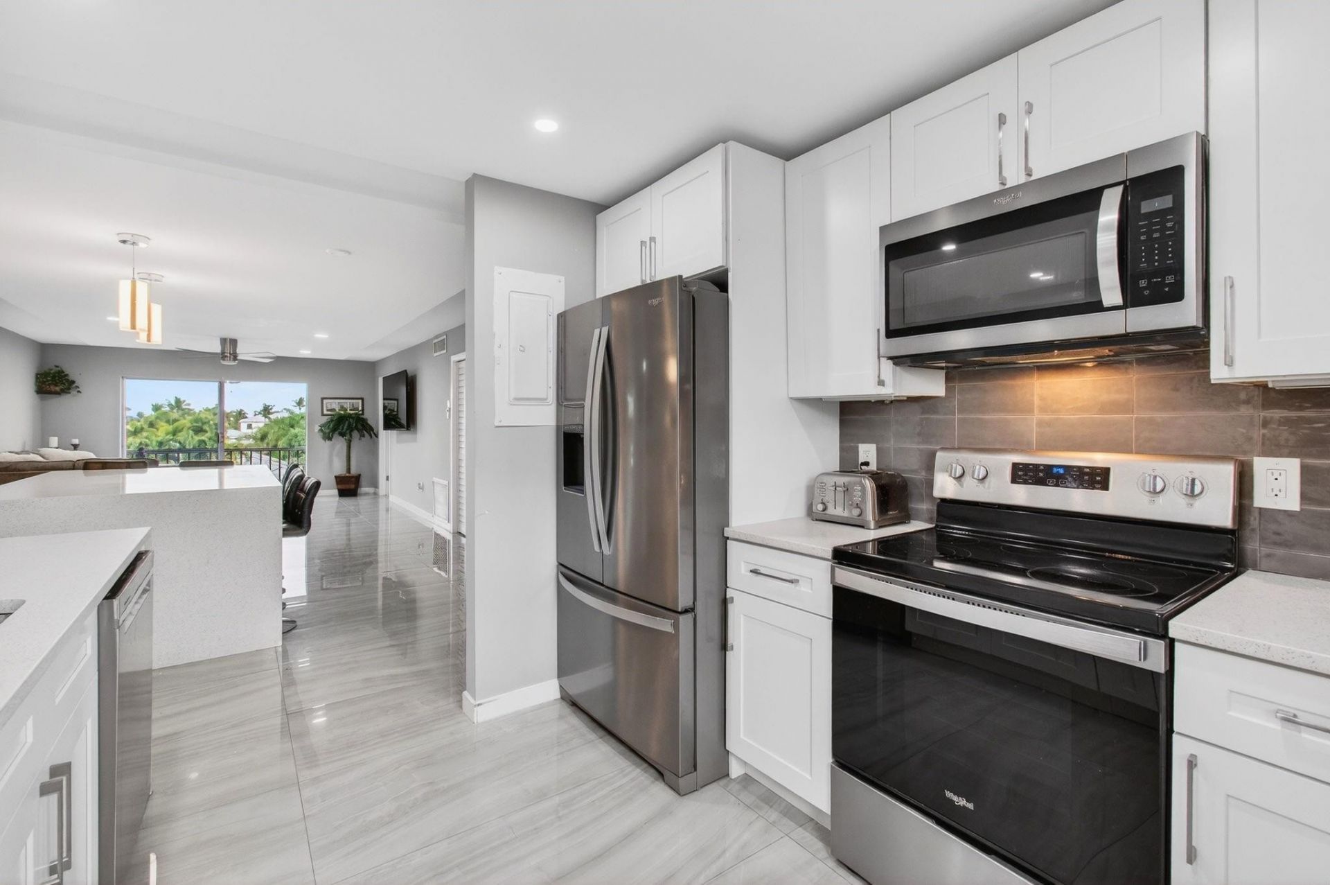 777 Jeffery Street, Unit 302, Boca Raton, FL 33487 Photo