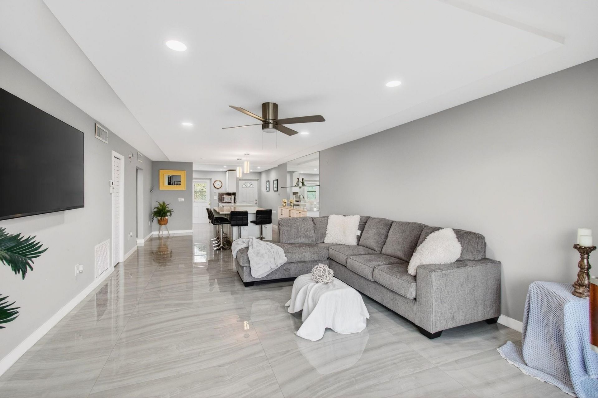 777 Jeffery Street, Unit 302, Boca Raton, FL 33487 Photo