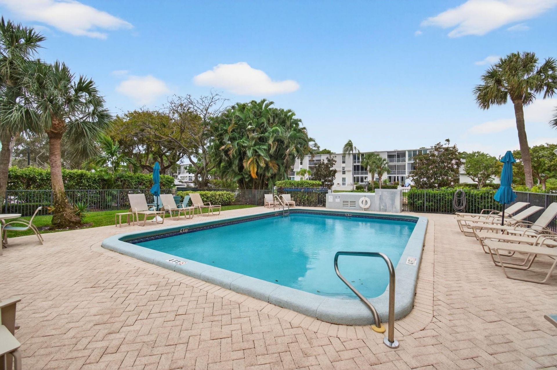 777 Jeffery Street, Unit 302, Boca Raton, FL 33487 Photo