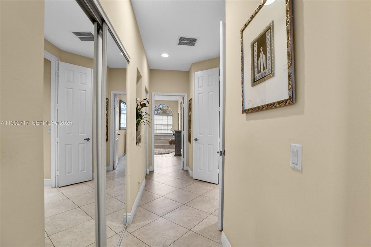 6733 Peruzzi Way, Lake Worth, FL 33467 Photo