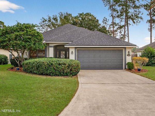 13863 DEVAN LEE Drive E, Jacksonville, FL 32226