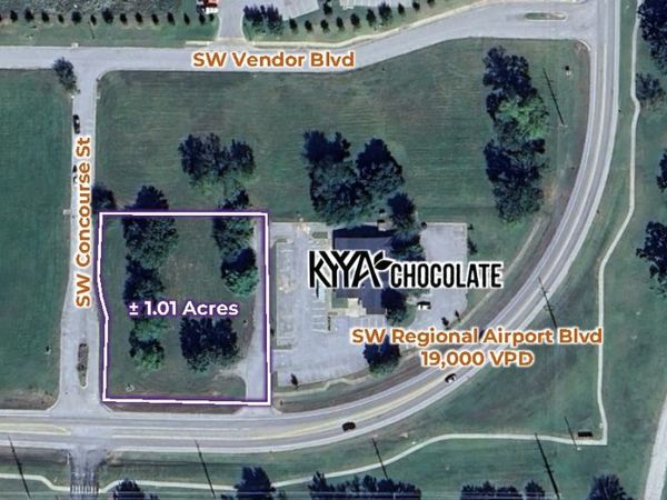 5207 SW Concourse Street , Bentonville, AR 72713