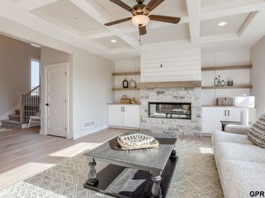 12361 Fenwick Street, Papillion, NE 68046