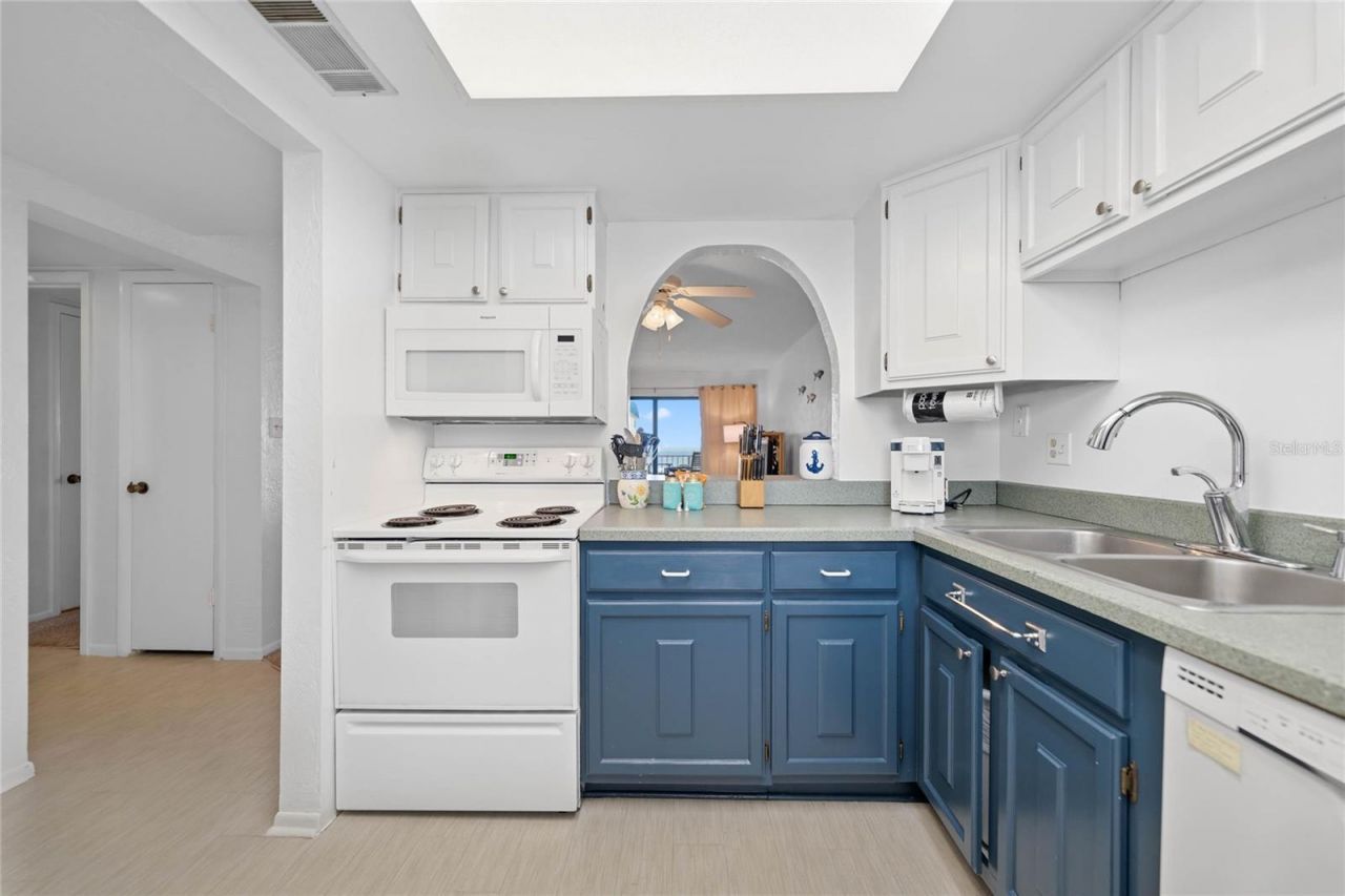 4201 S Atlantic Avenue, Unit 402, New Smyrna Beach, FL 32169 Photo