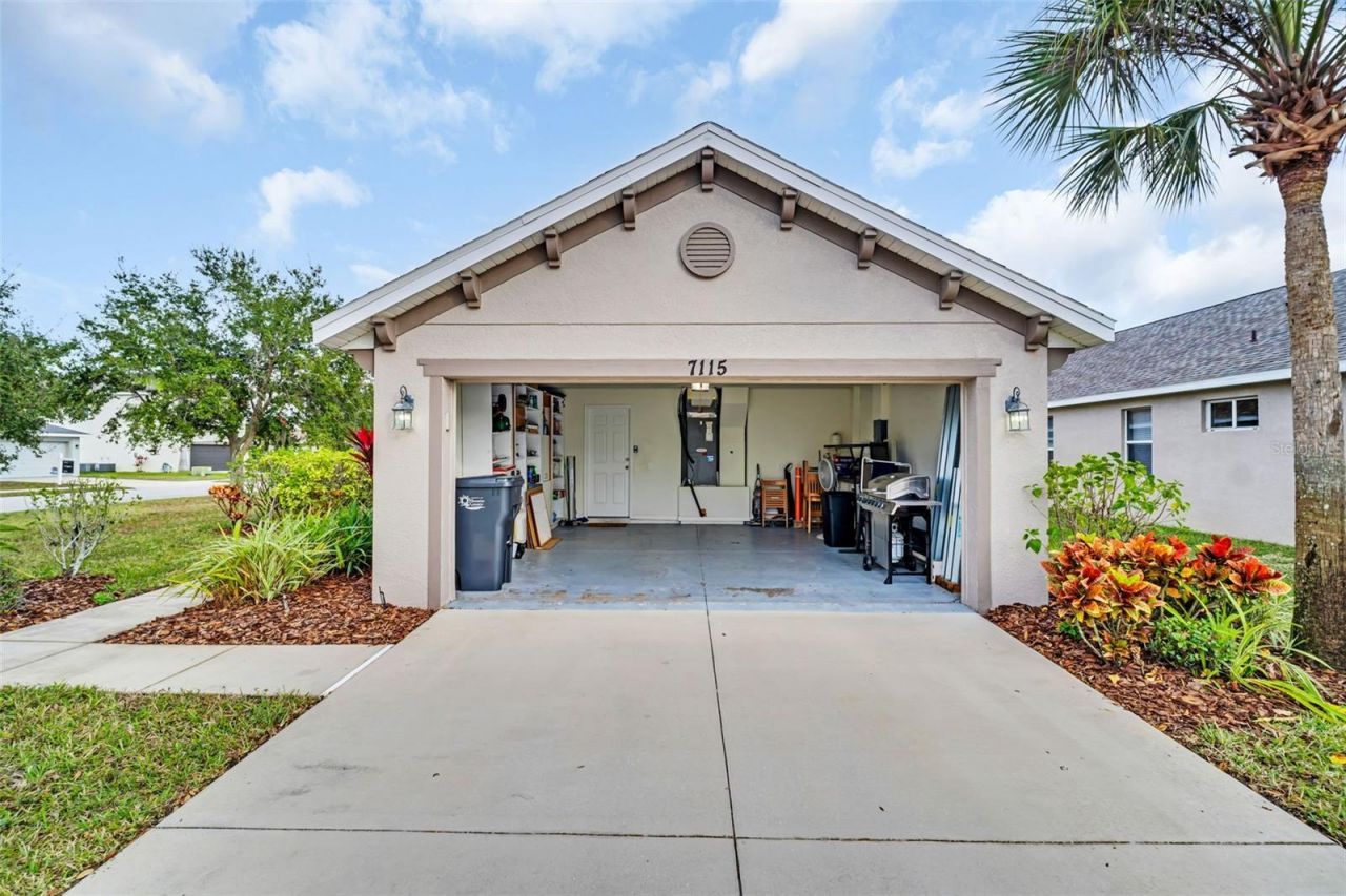 7115 50th Avenue Circle E, Palmetto, FL 34221 Photo