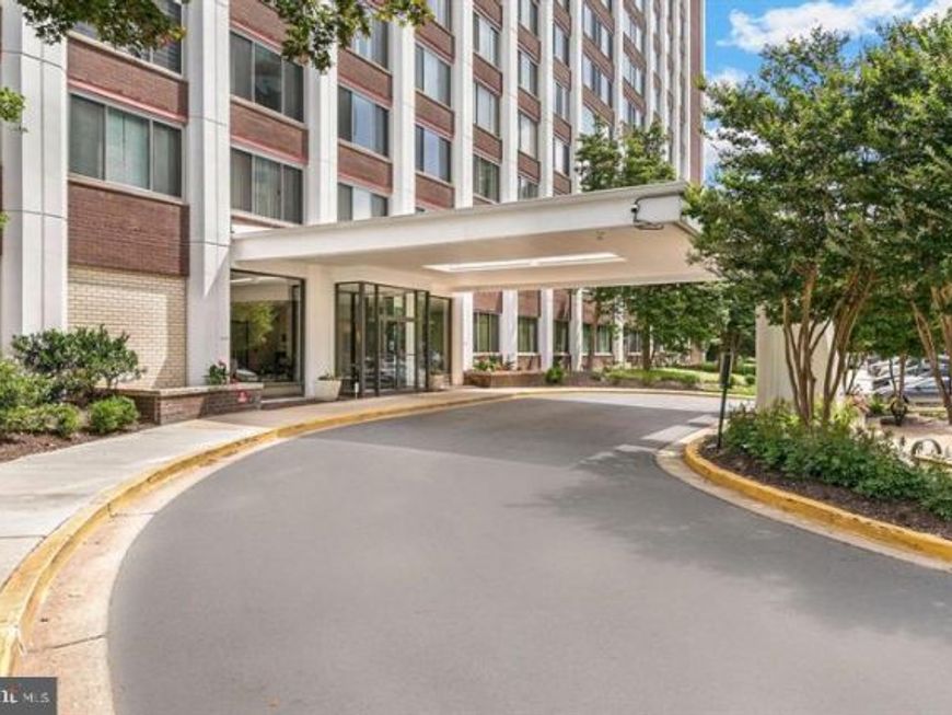 11801 Rockville Pike, Unit 910, Rockville, MD 20852 Main Photo