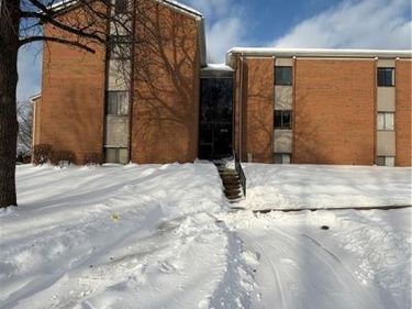 1010 Lookout Trail, Unit E, Dayton, OH 45449