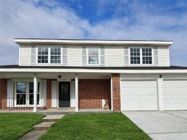 3832 BURNTWOOD Drive, Harvey, LA 70058
