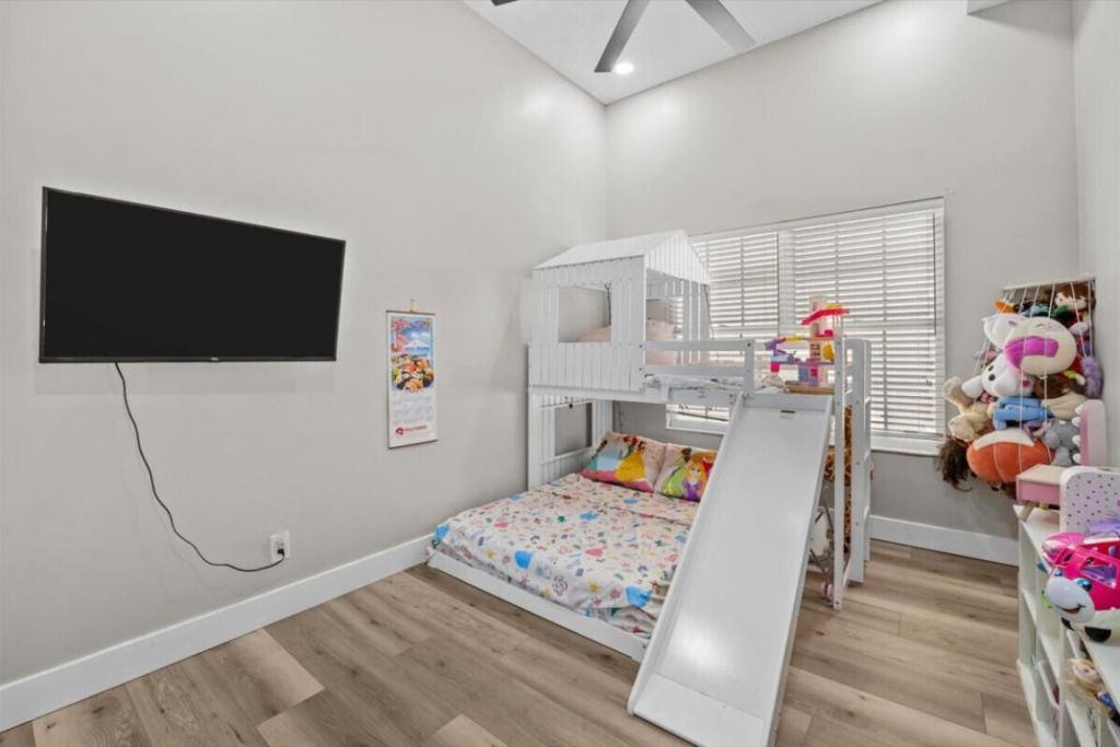 561 Nettles Boulevard, Jensen Beach, FL 34957 Photo