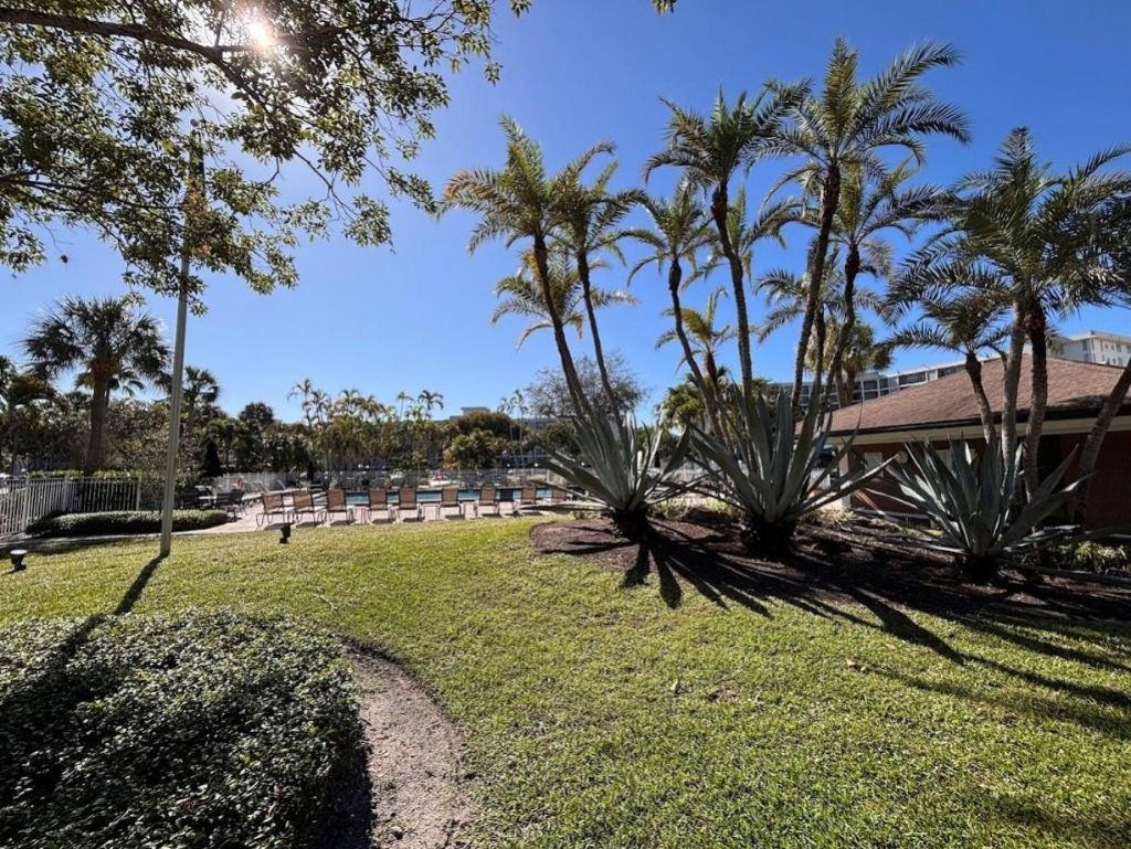 2671 S Course Drive, Unit 204, Pompano Beach, FL 33069 Photo