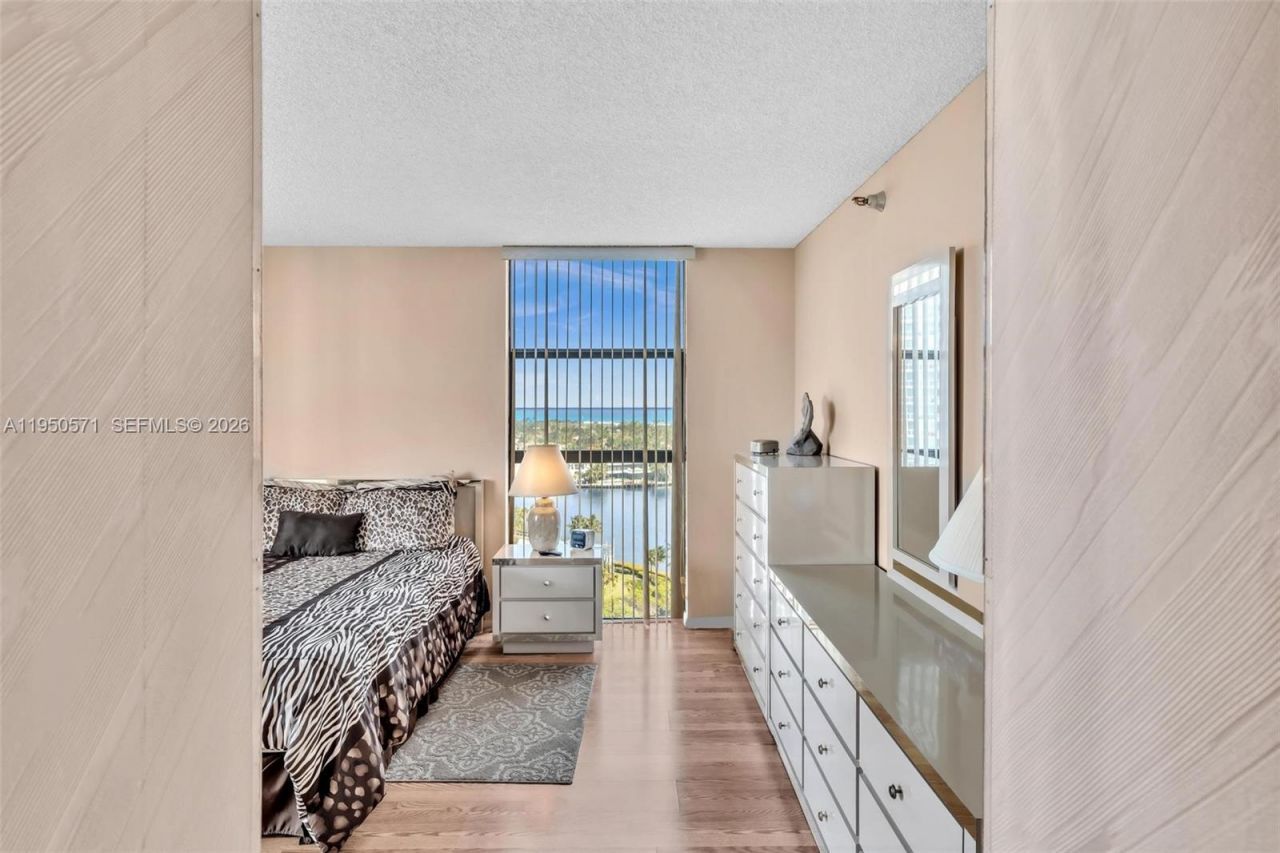 20505 E Country Club Dr, Unit 1533, Aventura, FL 33180 Photo