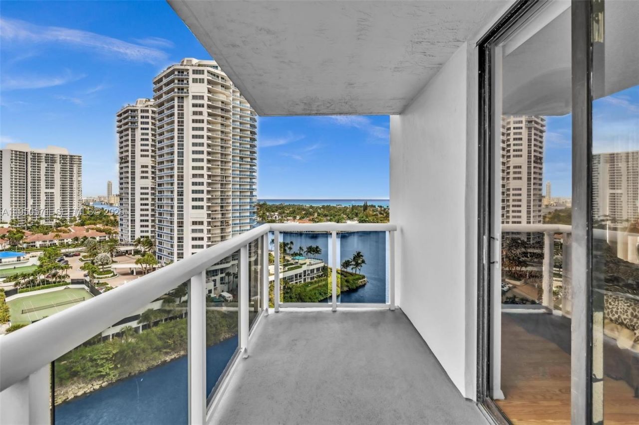 20505 E Country Club Dr, Unit 1533, Aventura, FL 33180 Photo