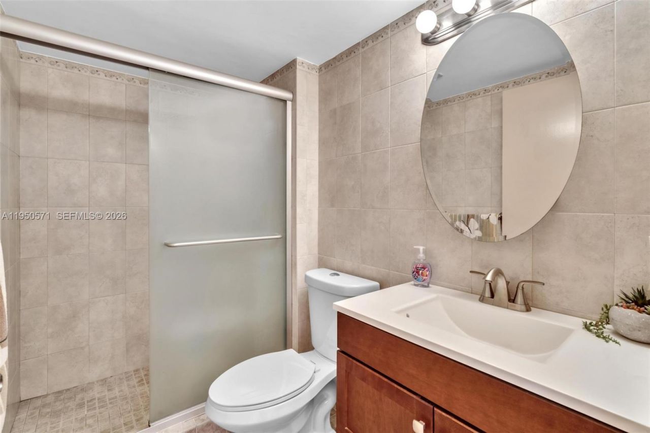 20505 E Country Club Dr, Unit 1533, Aventura, FL 33180 Photo