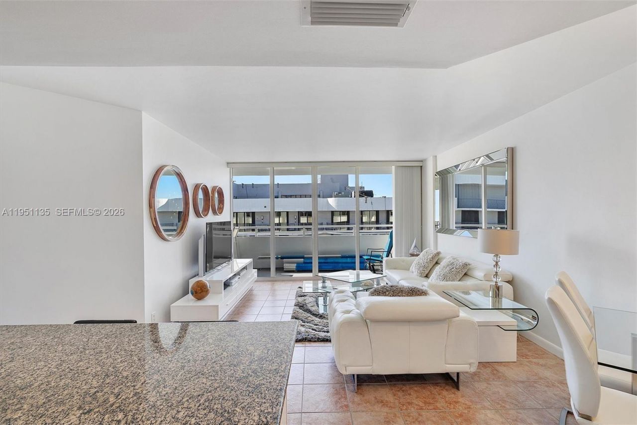 8911 Collins Ave, Unit 1203, Surfside, FL 33154 Photo