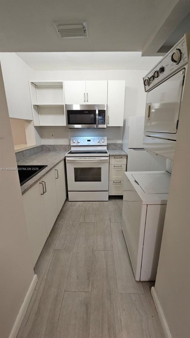 5720 SW 5th St, Unit 3, Miami, FL 33144 Photo